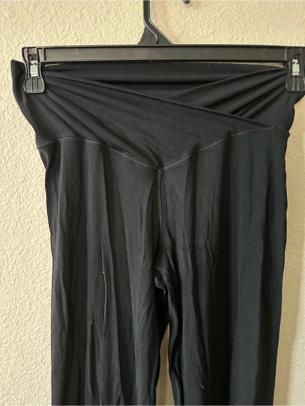 Offline women's Black Fold-Over Waist Yoga Pants flare size L/ NWOT 1228 - Picture 2 of 4